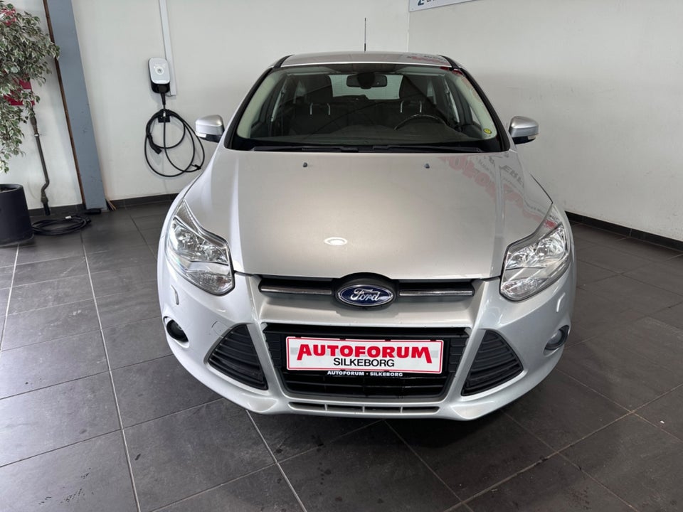 Ford Focus 1,6 TDCi 115 Trend 5d