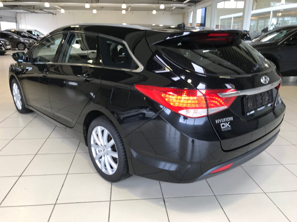 Hyundai i40 1,7 CRDi 115 Comfort Business CW 5d