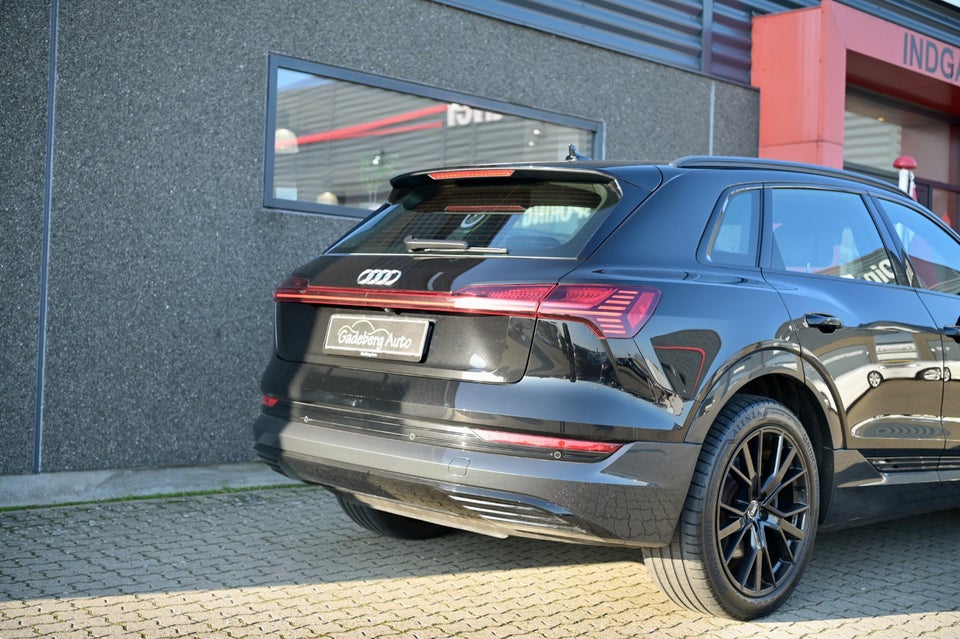 Audi e-tron 55 Advanced quattro 5d