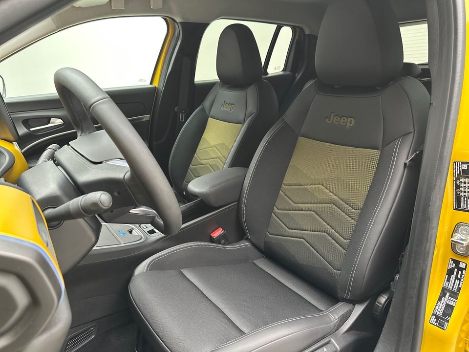 Jeep Avenger 54 1st Edition 5d