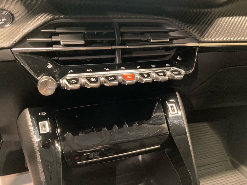 Peugeot 208 1,2 PureTech 100 Supreme+ EAT8 5d