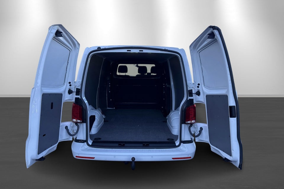 VW Transporter 2,0 TDi 150 Kassevogn DSG lang