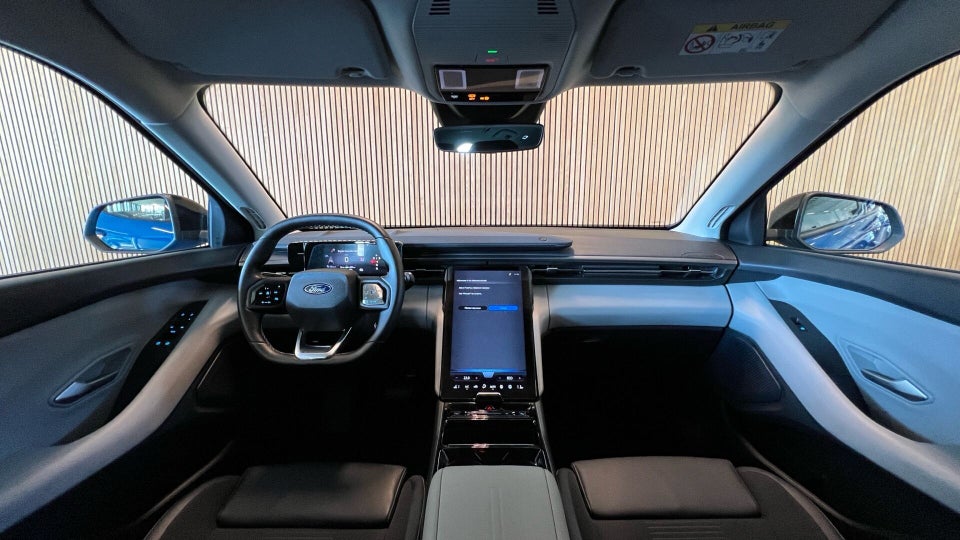 Ford Explorer 77 Select Extended Range 5d