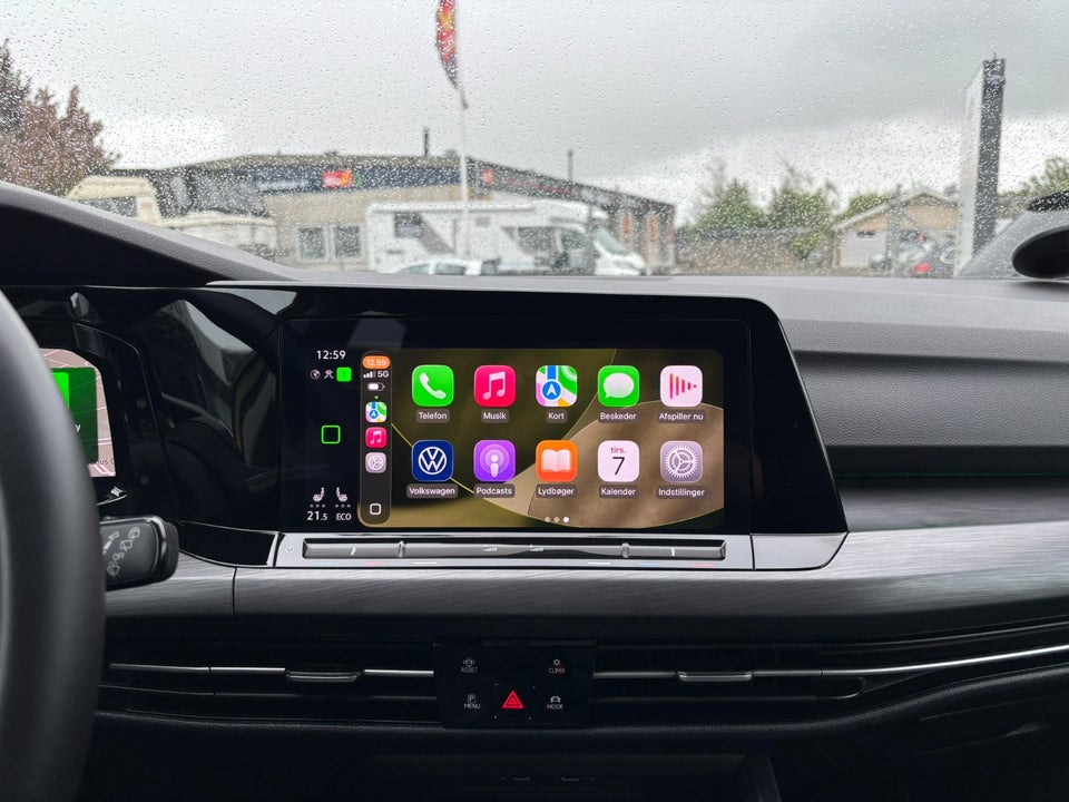 VW Golf VIII 1,4 eHybrid DSG 5d
