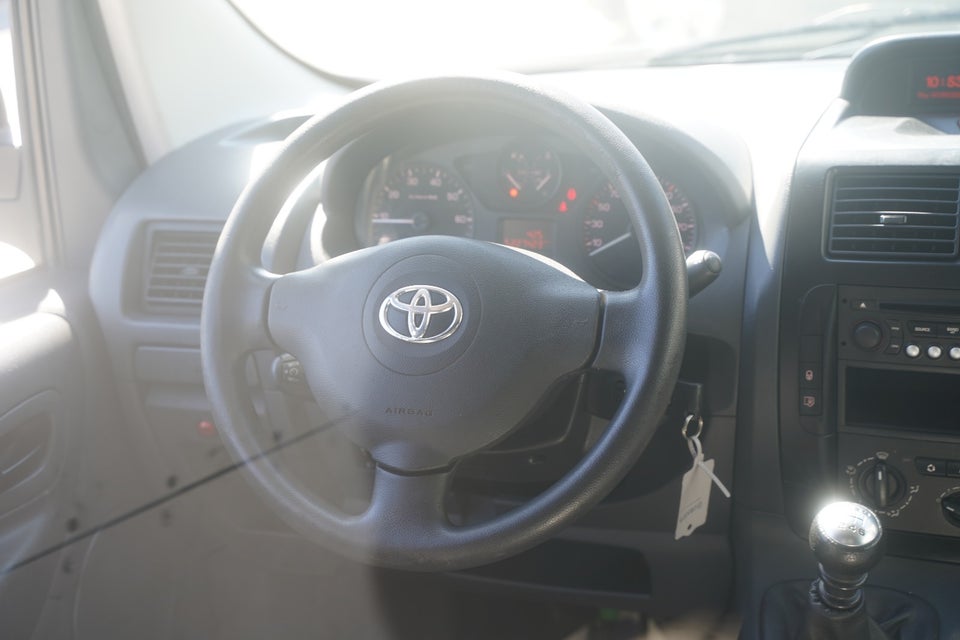 Toyota ProAce 2,0 D 128 T2 L2H1 5d