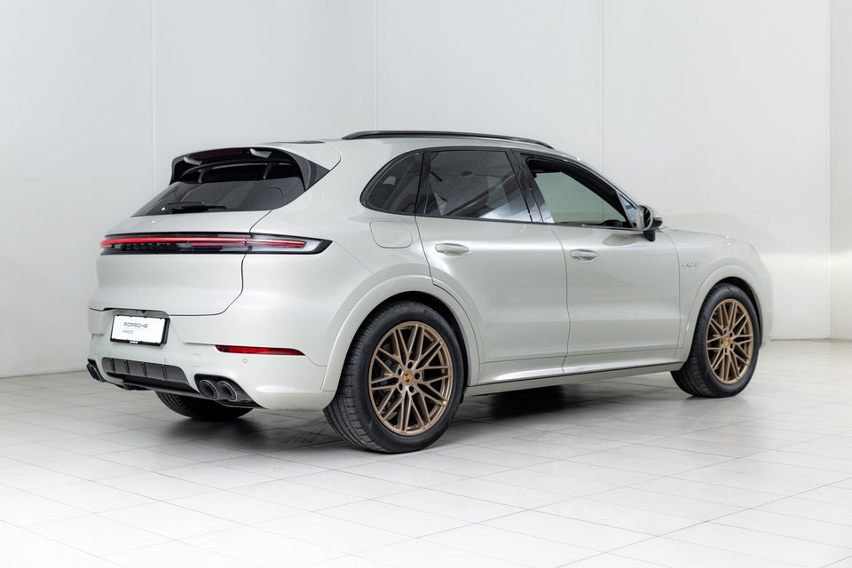 Porsche Cayenne 3,0 E-Hybrid Tiptr. 5d