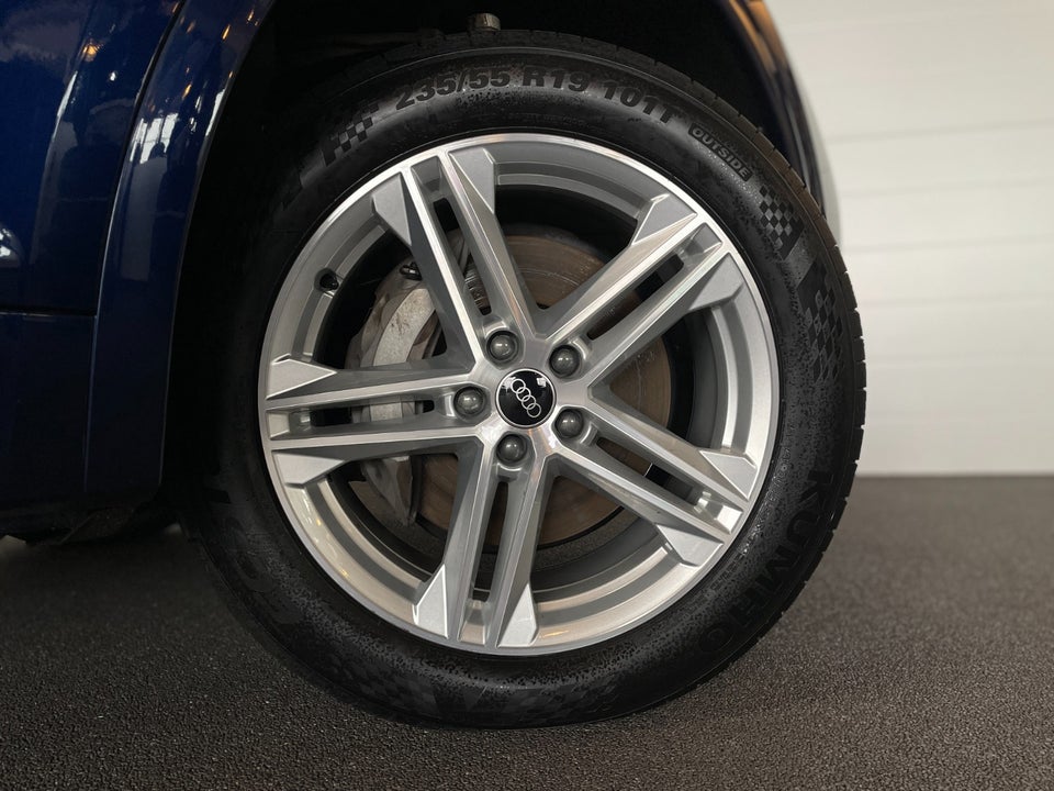 Audi Q5 55 TFSi e S-line quattro S-tr. 5d