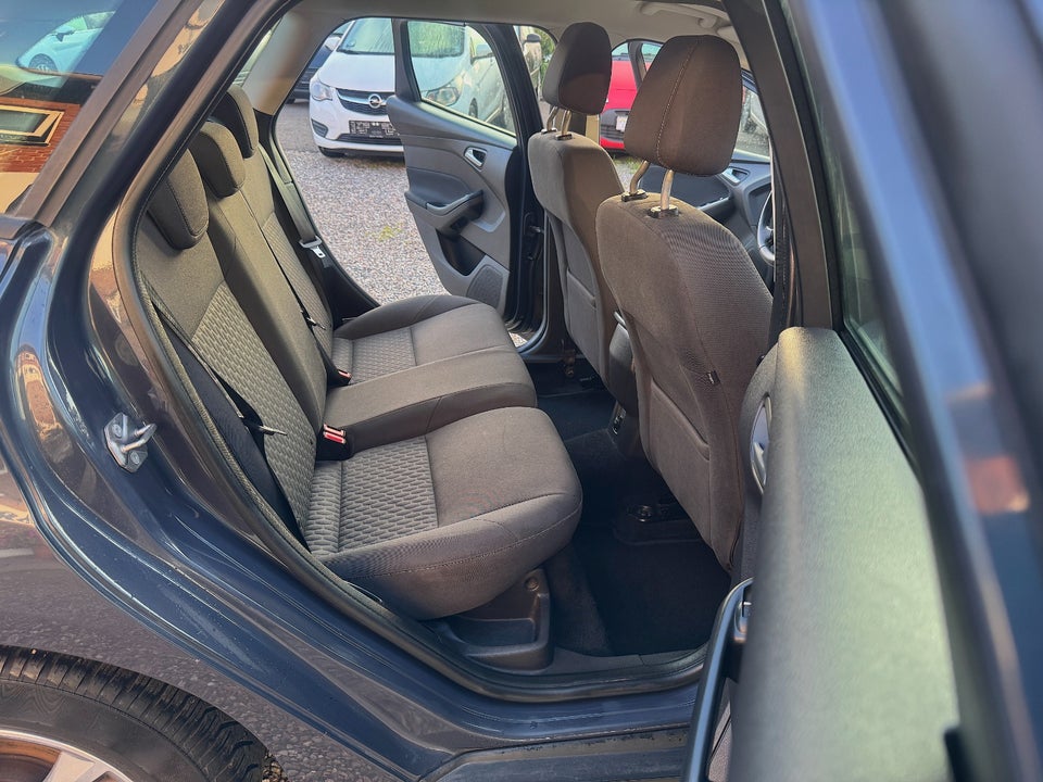 Ford Focus 1,0 SCTi 125 Business stc. 5d