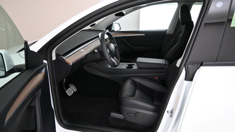 Tesla Model Y Performance AWD 5d