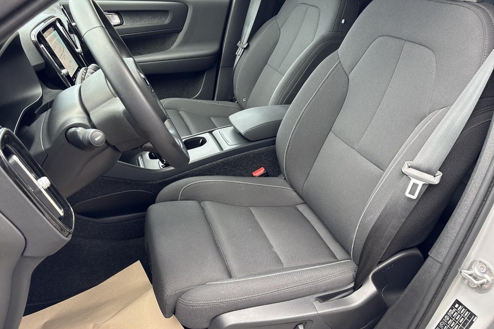 Volvo EX40 Extended Range Plus 5d