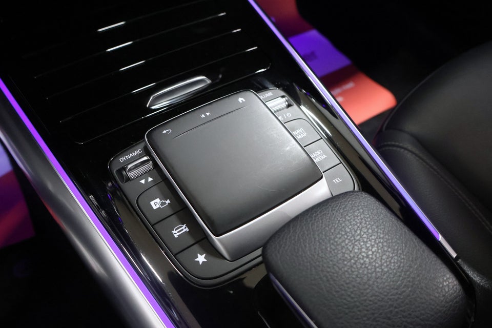 Mercedes EQA300 Progressive 4Matic 5d