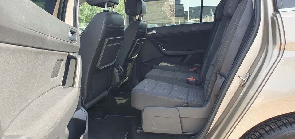 VW Touran 1,6 TDi 115 Comfortline DSG 7prs 5d