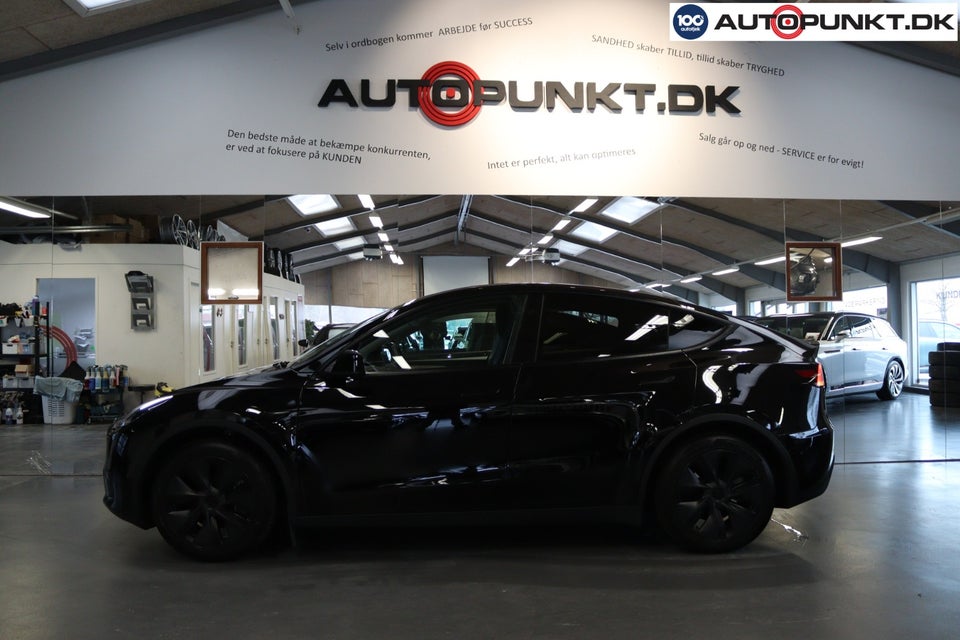 Tesla Model Y Long Range RWD 5d