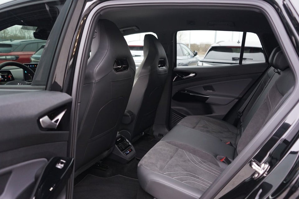 VW ID.4 77 Style 5d