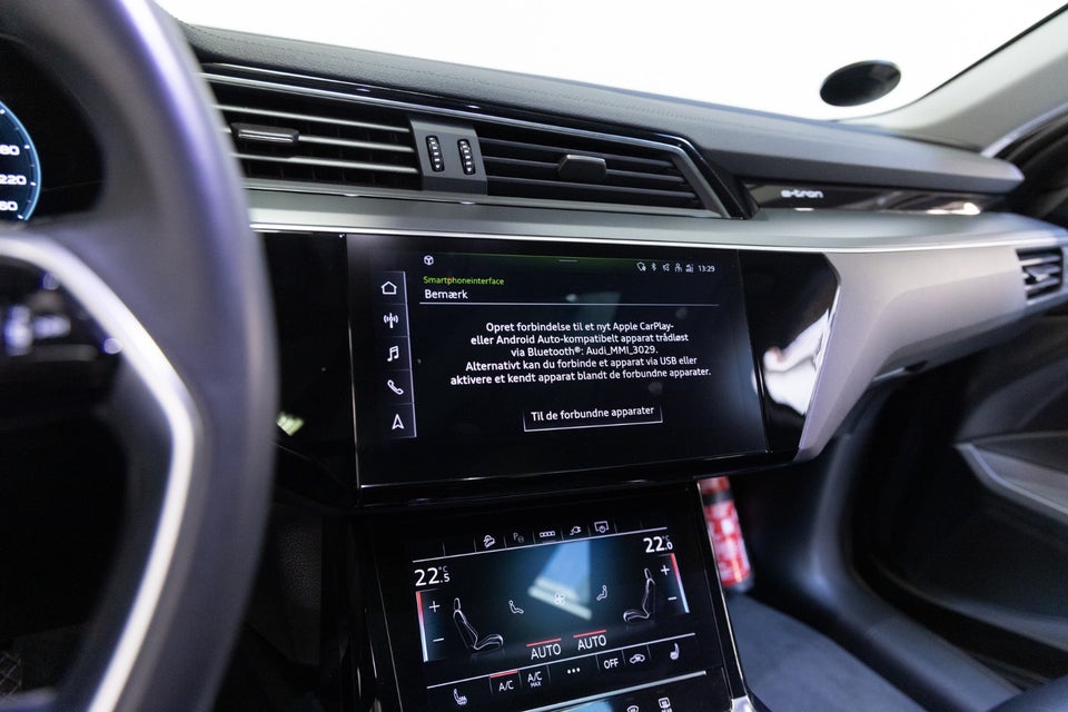 Audi e-tron 55 quattro 5d