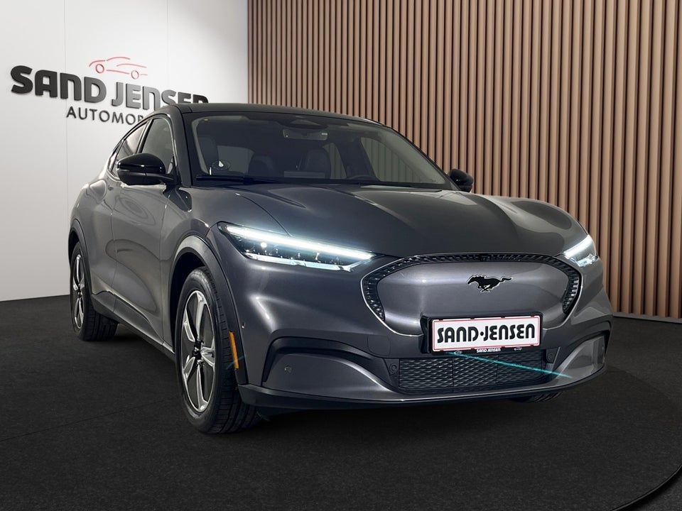 Ford Mustang Mach-E 75 Premium Standard Range AWD 5d