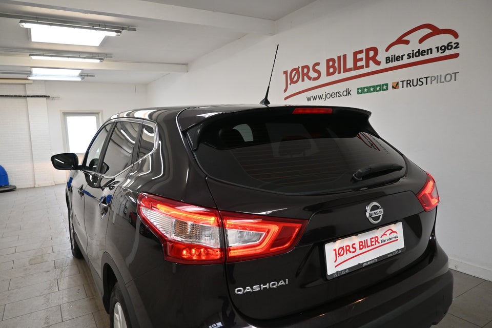 Nissan Qashqai 1,2 Dig-T 115 Acenta Connect 5d
