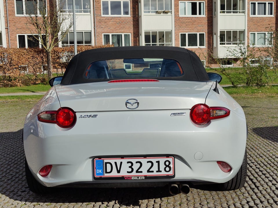 Mazda MX-5 1,5 SkyActiv-G 131 Roadster 2d