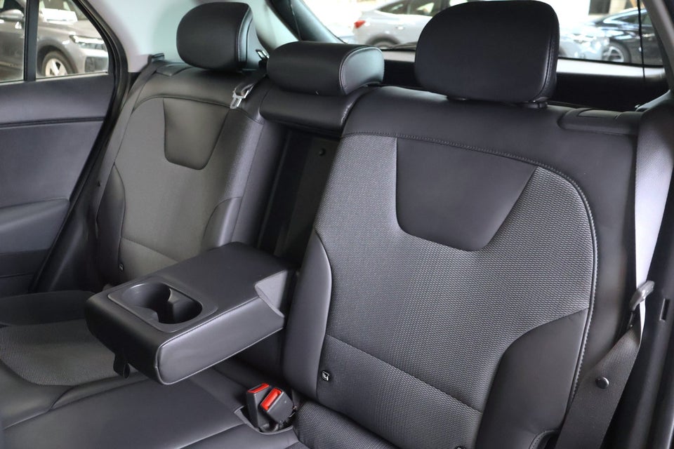 Kia Niro 64 EV Upgrade 5d