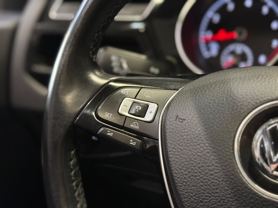 VW Touran 1,4 TSi 150 Highline 7prs 5d