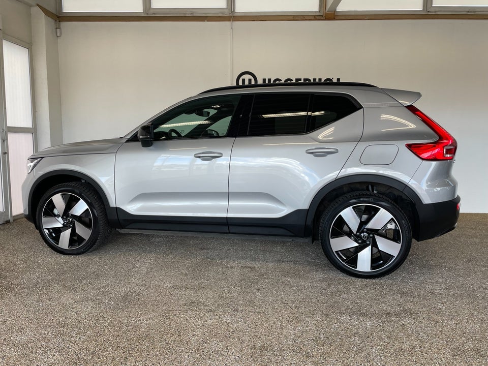 Volvo XC40 ReCharge Extended Range Plus 5d