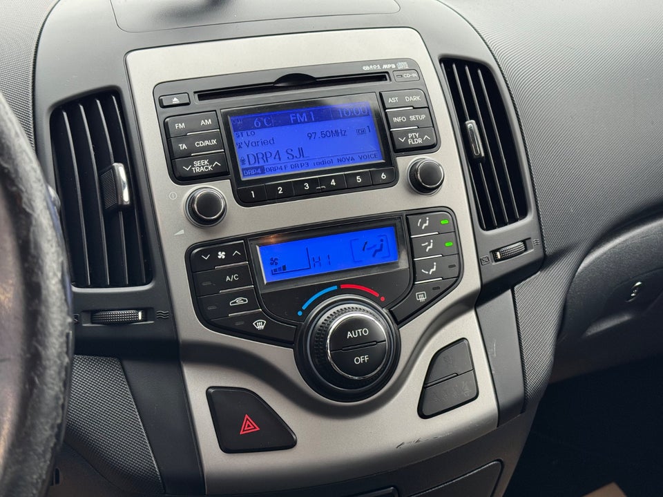 Hyundai i30 1,6 CRDi 90 Blue Drive CW 5d