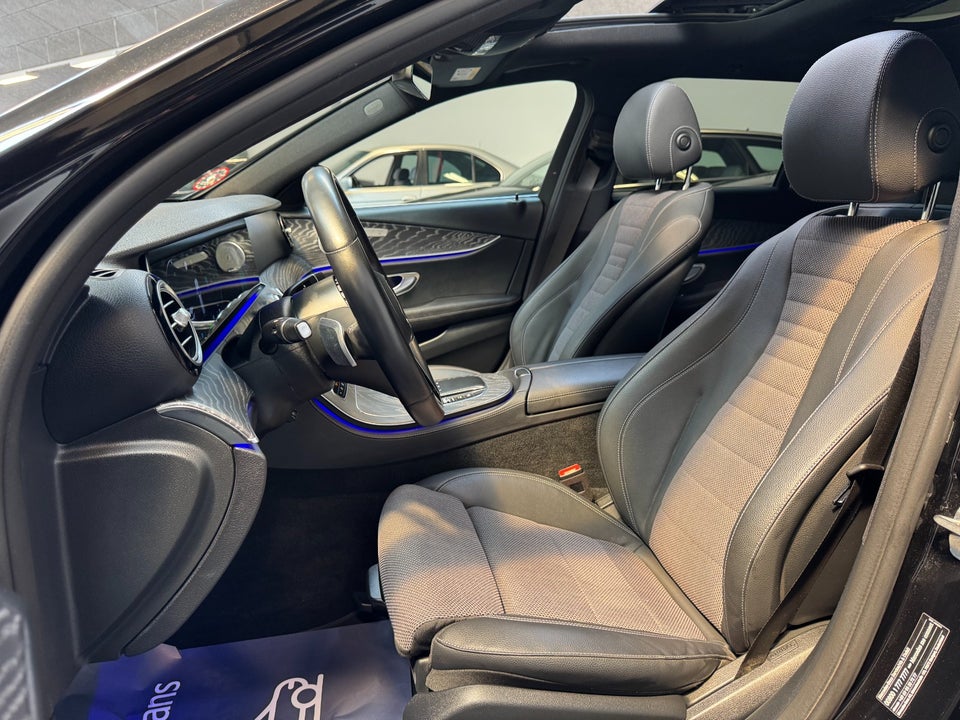 Mercedes E300 de 2,0 AMG Line stc. aut. 5d