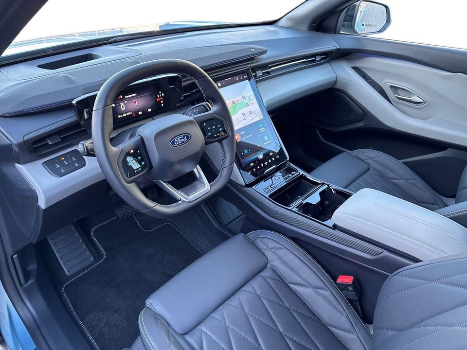 Ford Explorer 77 Premium Extended Range 5d