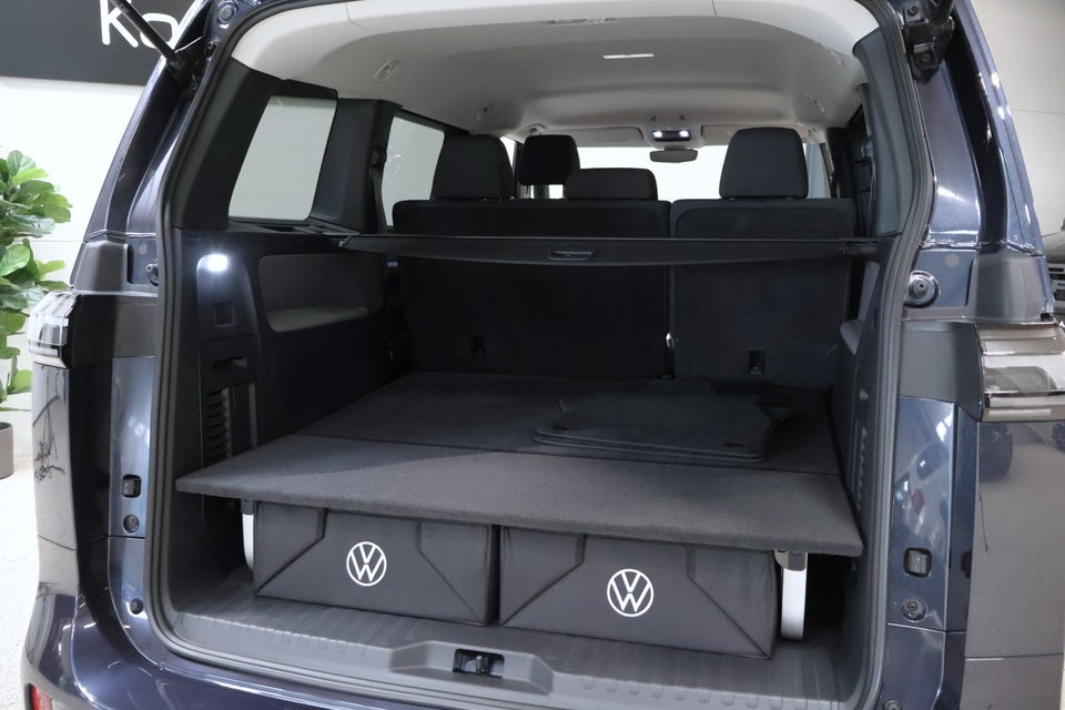 VW ID.Buzz 77 Pro SWB 5d