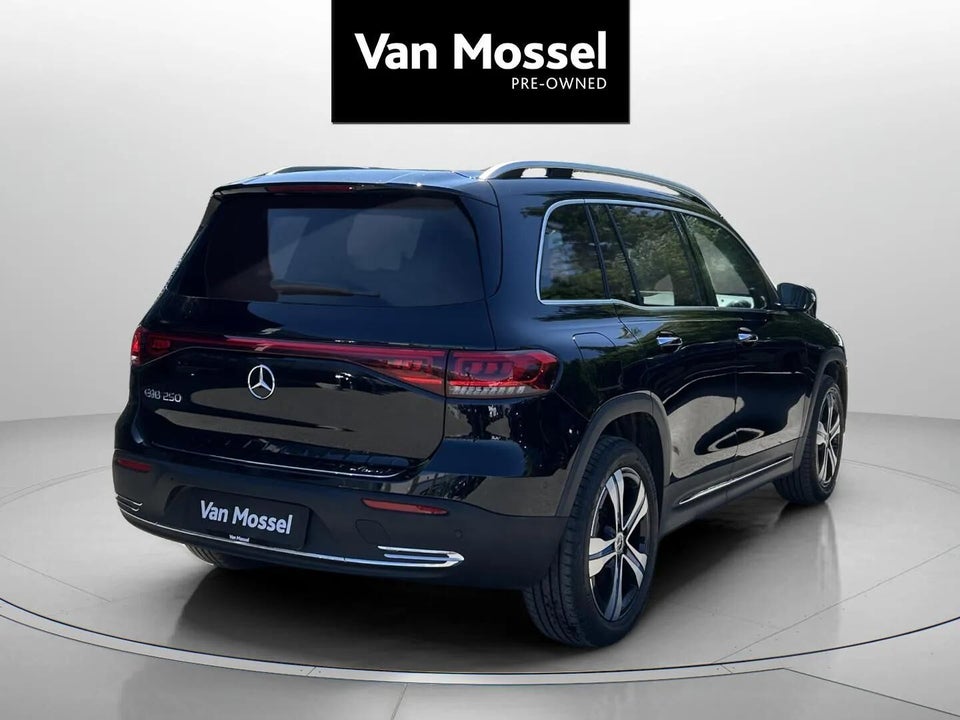Mercedes EQB250 Progressive 5d