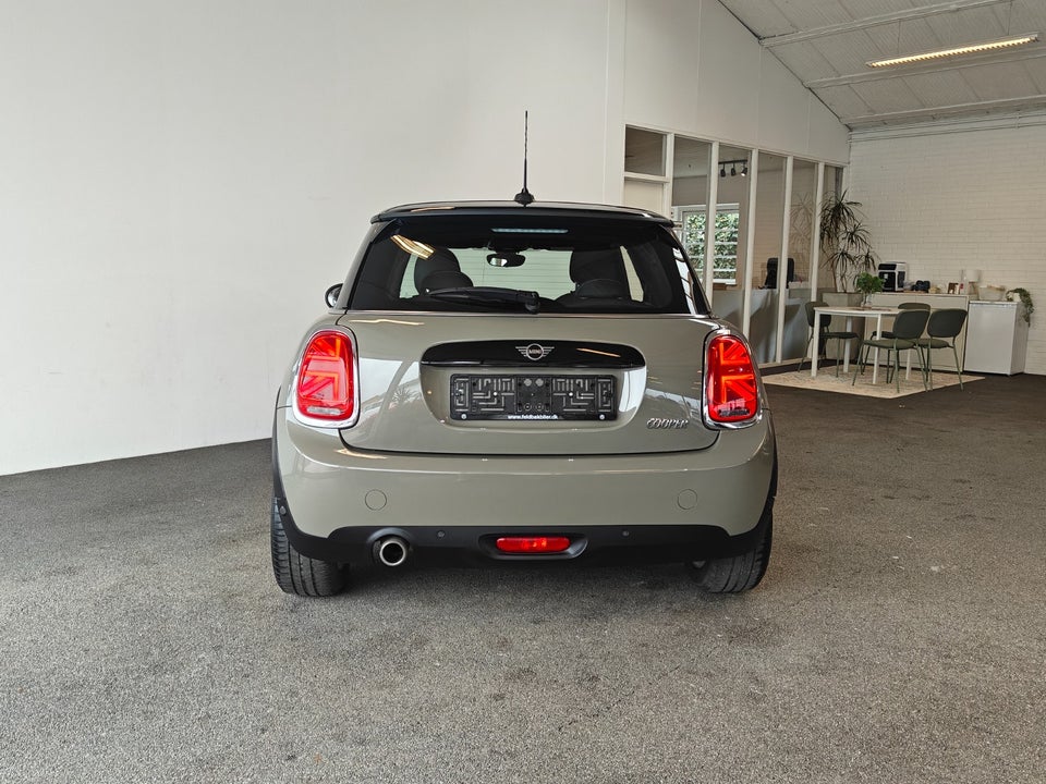 MINI Cooper 1,5 Essential aut. 3d