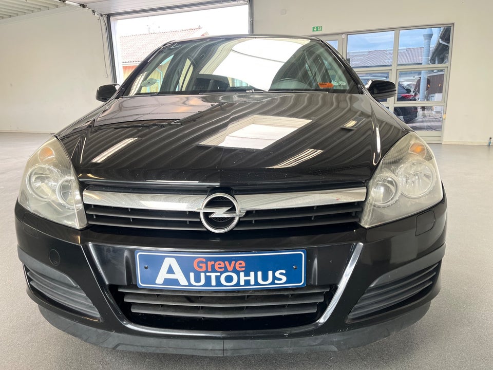 Opel Astra 1,6 16V Limited Twinport 5d