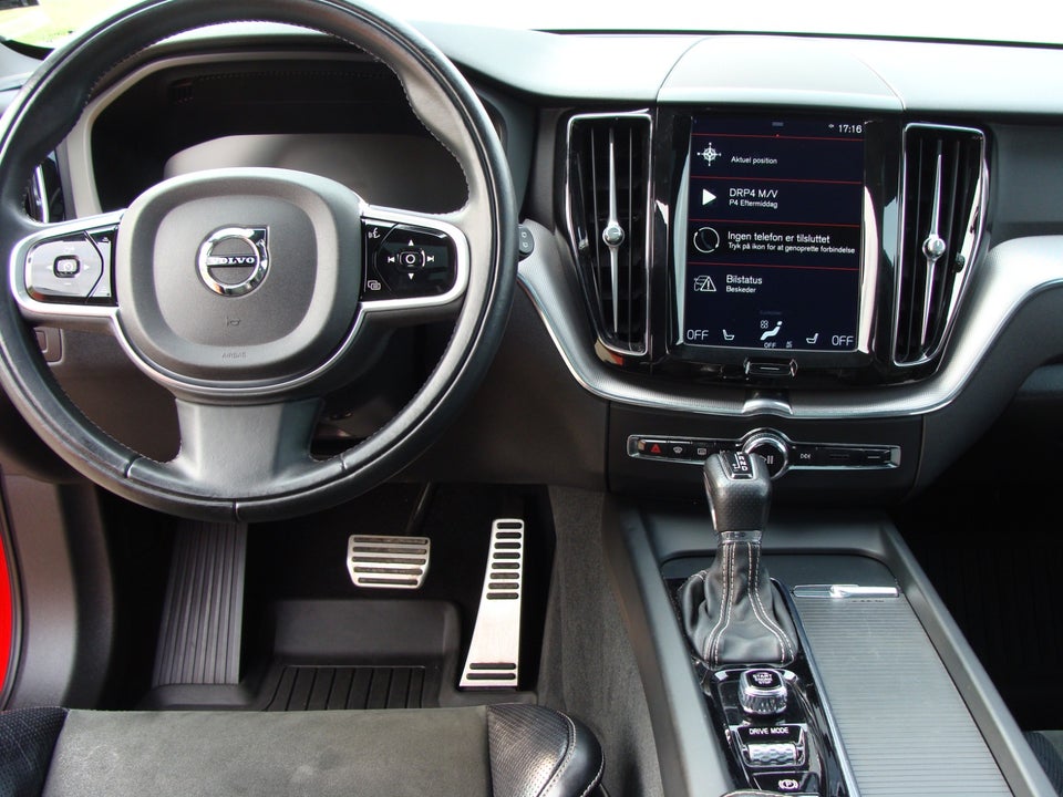 Volvo XC60 2,0 D4 190 R-Design aut. AWD 5d