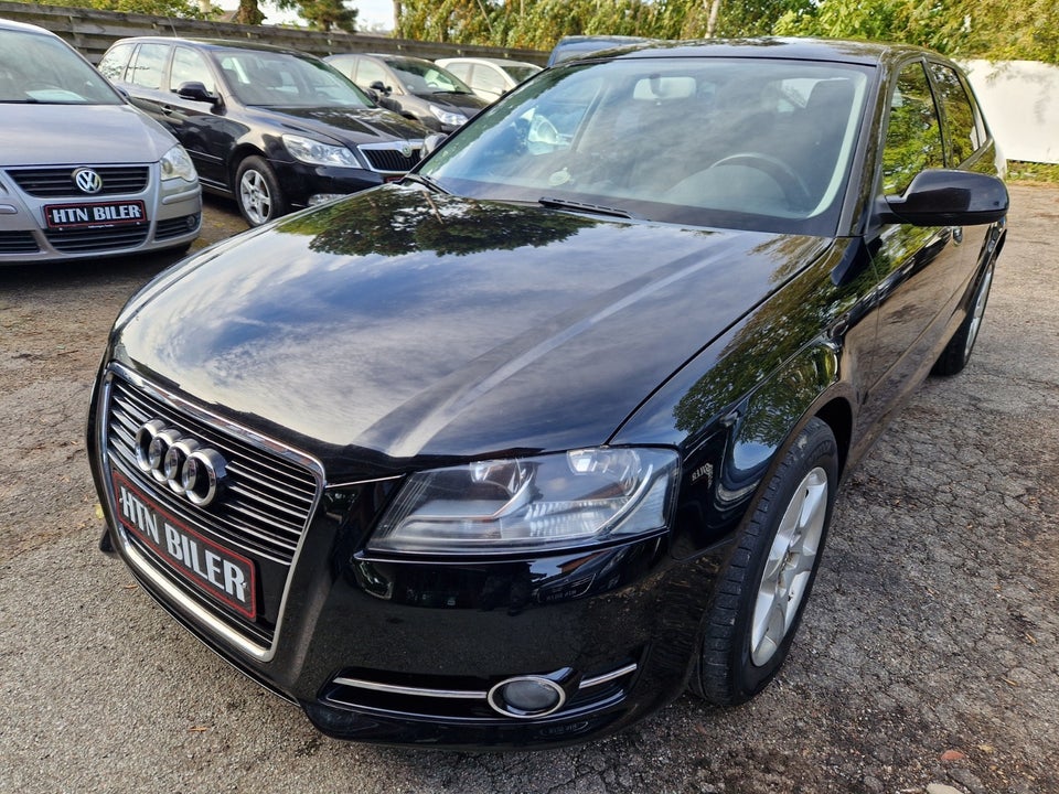 Audi A3 1,6 TDi Ambiente Sportback 5d