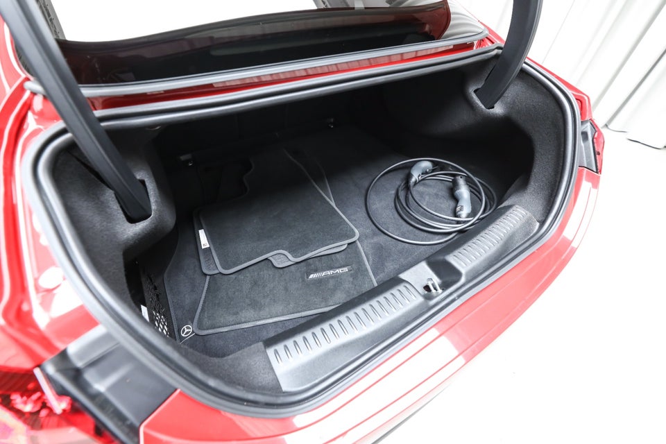 Mercedes CLA350 EQ AMG Premium 4Matic 4d