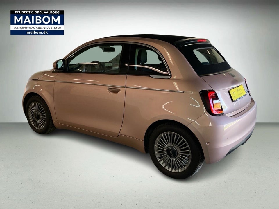 Fiat 500e 42 Lusso Cabrio 2d