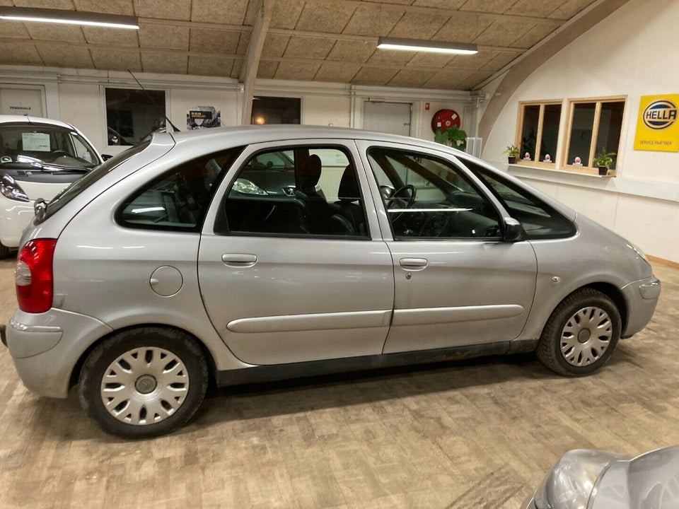 Citroën Xsara Picasso 1,6i 8V 95 Clim 5d