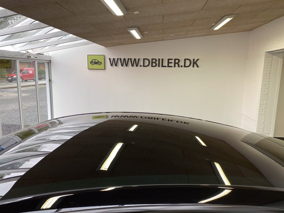 Tesla Model Y Long Range AWD 5d