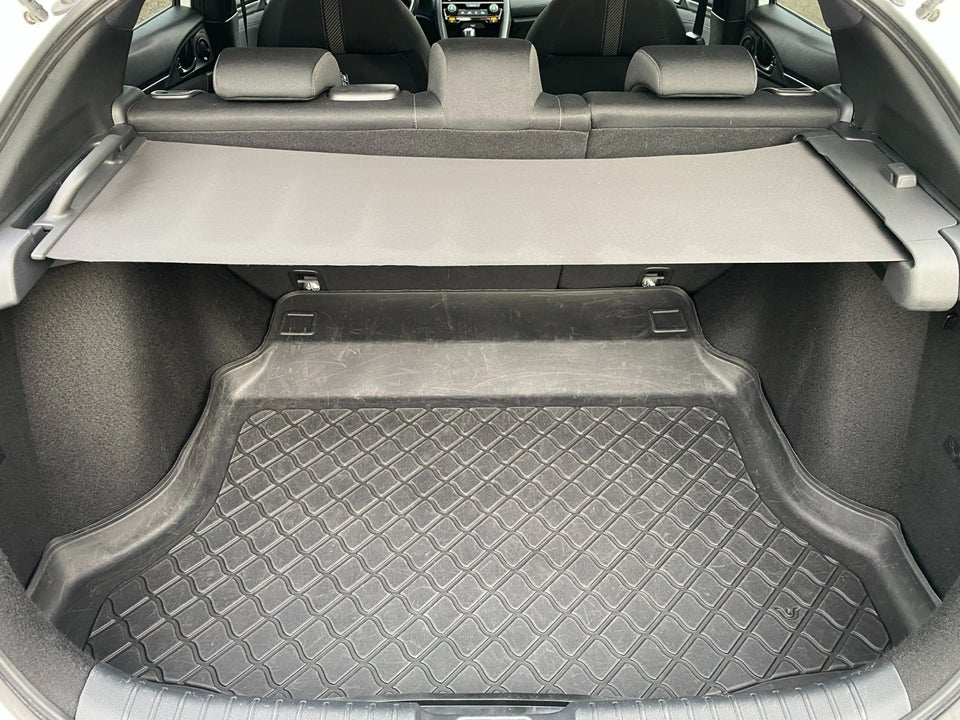 Honda Civic 1,6 i-DTEC Elegance 5d