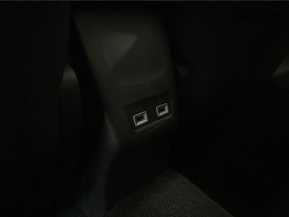 Peugeot 208 1,2 PureTech 100 Like 5d