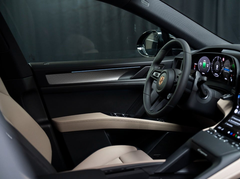 Porsche Cayenne S Electric Coupé 5d