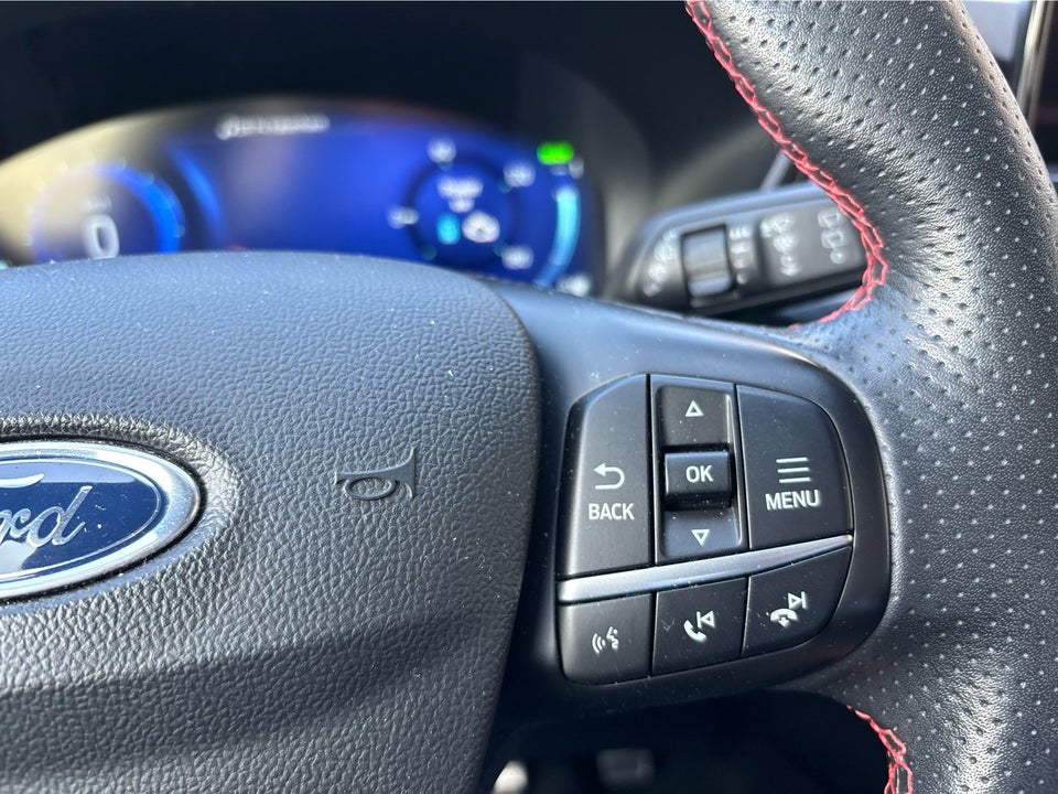 Ford Kuga 2,5 PHEV ST-Line X CVT 5d