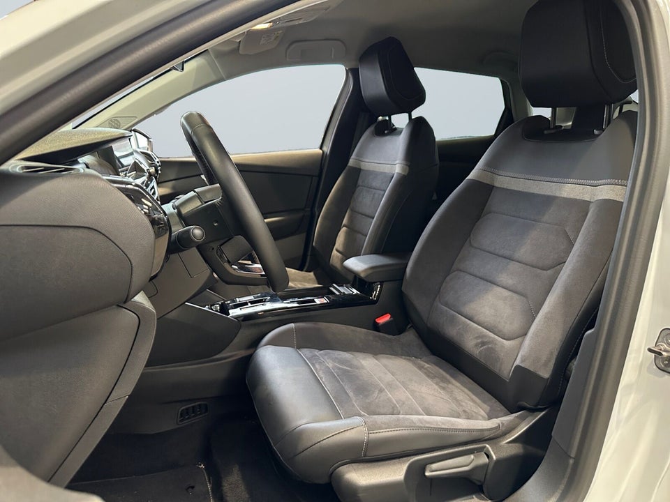 Citroën ë-C4 X 54 Ë-Series 4d