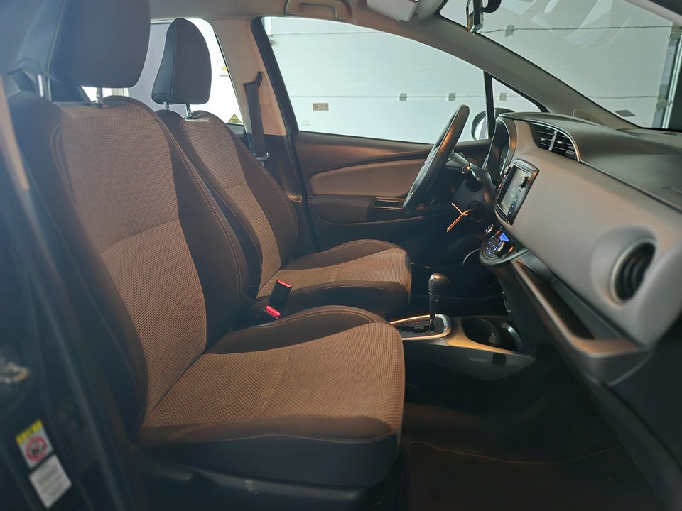 Toyota Yaris 1,5 Hybrid H2 e-CVT 5d