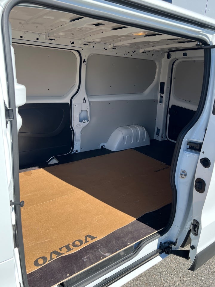 Renault Trafic 2,0 dCi 130 L2H1