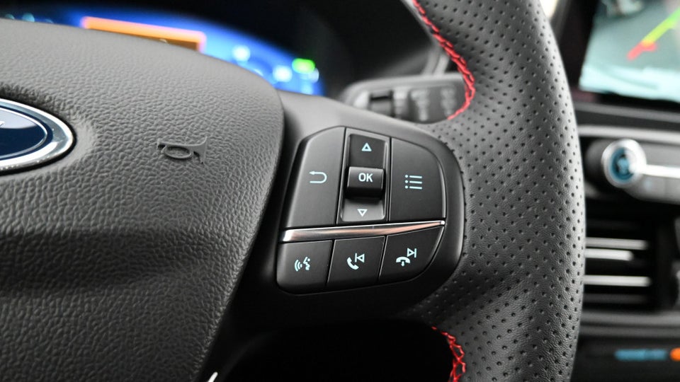 Ford Kuga 2,5 PHEV ST-Line X CVT 5d