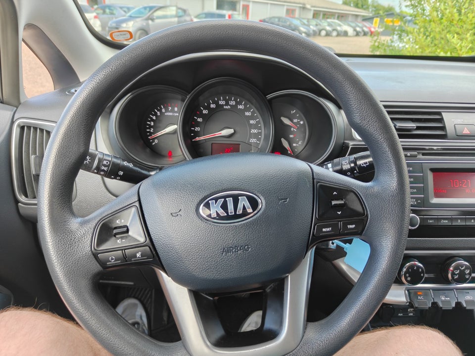 Kia Rio 1,2 CVVT Style+ 5d