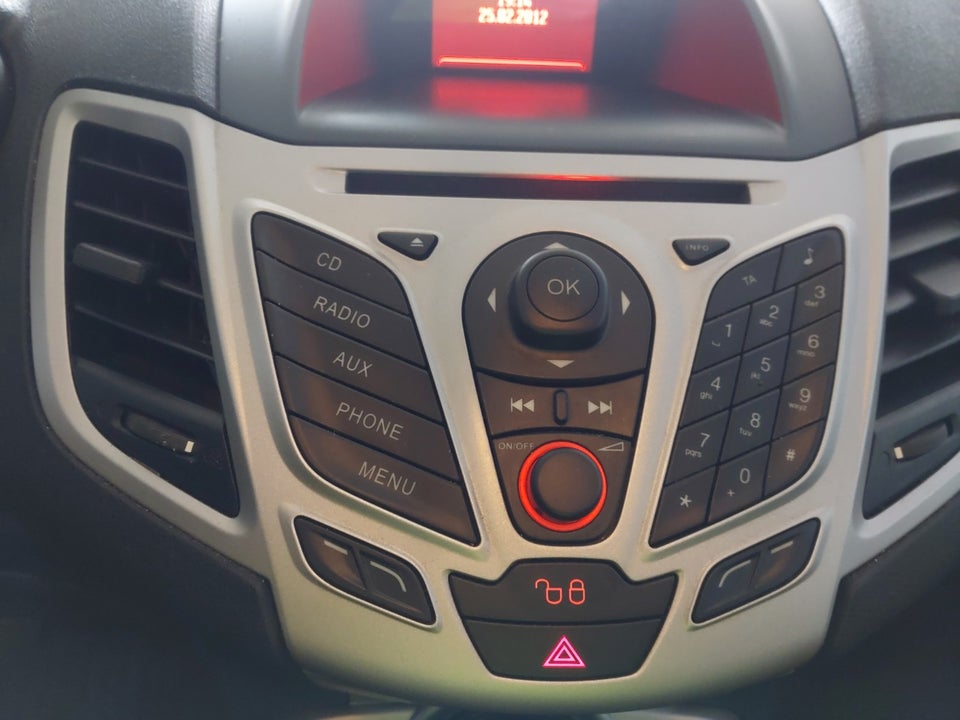 Ford Fiesta 1,25 60 Ambiente 5d