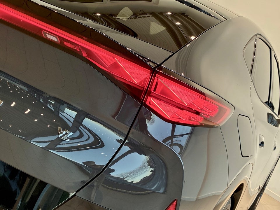 Cupra Tavascan 77 VZ Adrenaline 5d