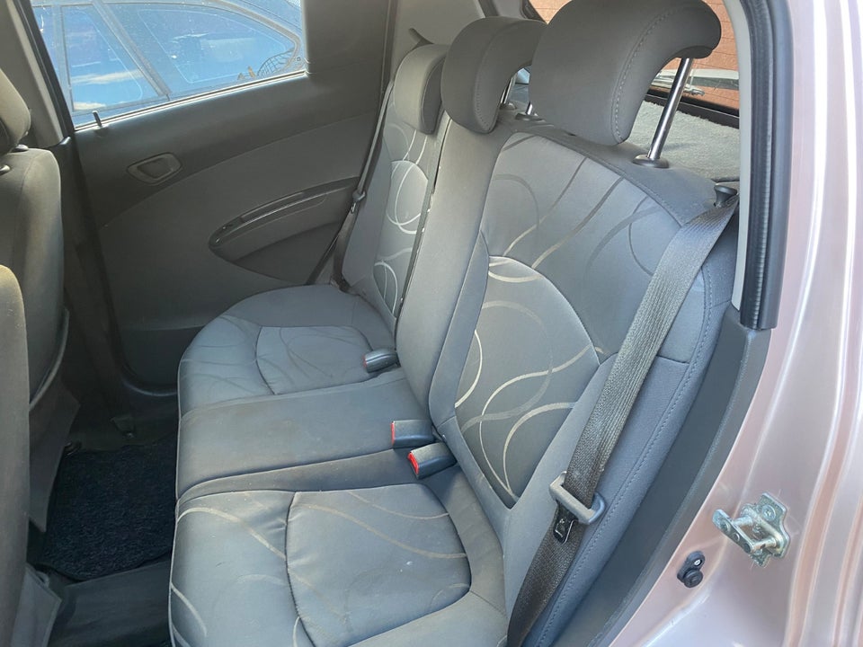 Chevrolet Spark 1,0 LS 5d